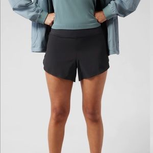 Athleta Run With It 3.5” black shorts
